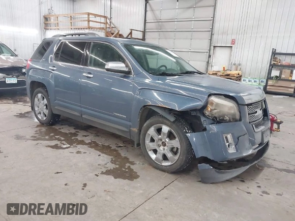 2011 GMC Terrain SLT-2 with VIN 2CTFLXE52B6365020, listed as a IAAI auction lot 41268129 with 177,548 mi miles. Bid and sale history available at carsss.com. Image 1.