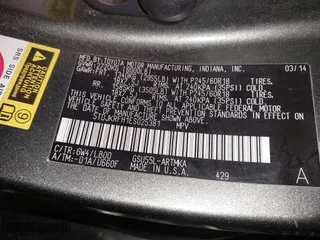 2014 Toyota Highlander XLE with VIN 5TDJKRFH1ES025381, listed as a IAAI auction lot 41494104 with 187,588 mi miles. Bid and sale history available at carsss.com. Image 9.