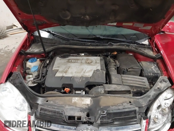 2010 Volkswagen Jetta TDI z VIN 3VWRL7AJ3AM178141, wystawiony jako IAAI lot #41467916 z przebiegiem 225 349 mil mil oraz . Historia ofert i sprzedaży dostępna na DreamBid. Obrazek 10.