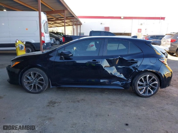 2021 Toyota Corolla Hatchback XSE with VIN JTNC4MBE0M3106000, listed as a IAAI auction lot 41278096 with 67,999 mi miles. Bid and sale history available at carsss.com. Image 15.
