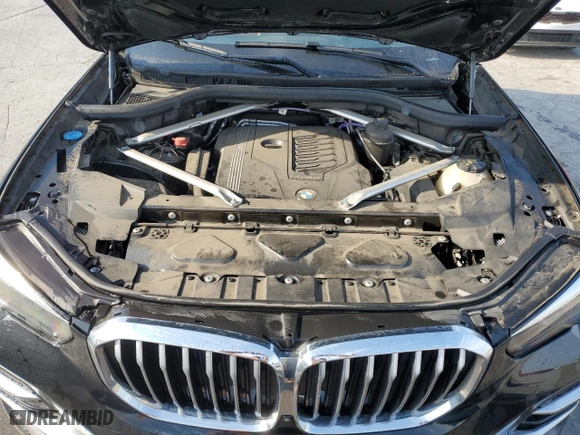 2022 BMW X5 xDrive40i with VIN 5UXCR6C01N9L67332, listed as a Copart auction lot 53049685 with 55,694 mi miles and Salvage Title. Bid and sale history available at carsss.com. Image 12.