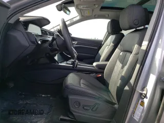 2022 Audi e-tron Premium Plus with VIN WA1LAAGE2NB024937, listed as a Copart auction lot 50953465 with 24,792 mi miles and Salvage Title. Bid and sale history available at carsss.com. Image 7.