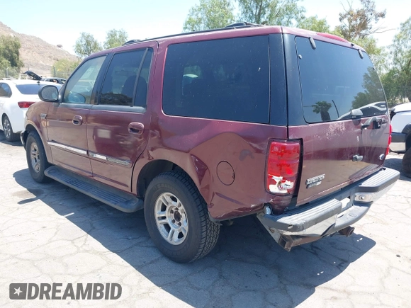 1999 Ford Expedition XLT z VIN 1FMRU1762XLA88470, wystawiony jako IAAI lot #42384804 z przebiegiem Nie podano mil oraz . Historia ofert i sprzedaży dostępna na DreamBid. Obrazek 3.