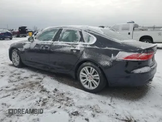 2016 Jaguar XF 35t Premium z VIN SAJBD4BV6GCY11860, wystawiony jako Copart lot #41879565 z przebiegiem 42 304 mil mil oraz Szkoda całkowita • Salvage title. Historia ofert i sprzedaży dostępna na DreamBid. Obrazek 2.