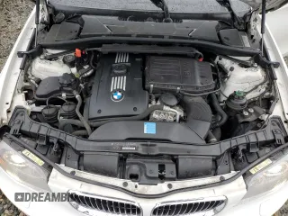 2008 BMW 1 Series 135i z VIN WBAUN935X8VK39744, wystawiony jako Copart lot #87072544 z przebiegiem 40 581 mil mil oraz Szkoda całkowita • Salvage title. Historia ofert i sprzedaży dostępna na DreamBid. Obrazek 11.