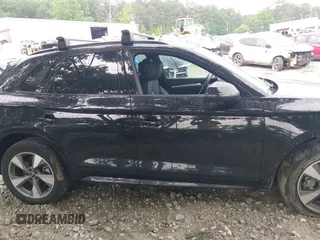 2020 Audi Q5 Premium with VIN WA1ANAFY6L2105007, listed as a IAAI auction lot 42400742 with 43,916 mi miles and . Bid and sale history available at DreamBid. Image 14.