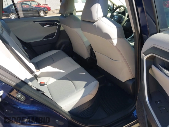 2025 Toyota RAV4 Hybrid Limited with VIN JTMD6RFV7SD570967, listed as a IAAI auction lot 41890626 with 1,186 mi miles. Bid and sale history available at carsss.com. Image 8.