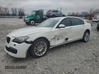 2011 BMW 7 Series 750Li with VIN WBAKB8C57BC851641, listed as a Copart auction lot 44380995 with 184,602 mi miles and Salvage Title. Bid and sale history available at carsss.com. Image 1.