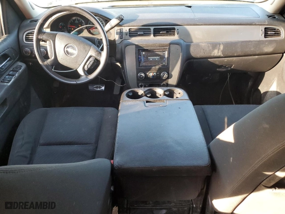 2010 Chevrolet Suburban Commercial with VIN 1GNUKHE3XAR233207, listed as a Copart auction lot 46287634 with 160,317 mi miles and Salvage Title. Bid and sale history available at carsss.com. Image 8.