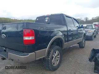 2006 Ford F-150 XLT with VIN 1FTPW14V76KD95056, listed as a IAAI auction lot 41929427 with 225,030 mi miles. Bid and sale history available at carsss.com. Image 4.