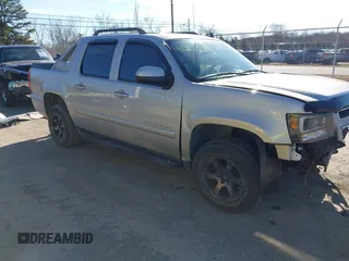 2007 Chevrolet Avalanche 3LT z VIN 3GNFK12397G125450, wystawiony jako IAAI lot #41576637 z przebiegiem 170 924 mil mil oraz . Historia ofert i sprzedaży dostępna na DreamBid. Obrazek 1.