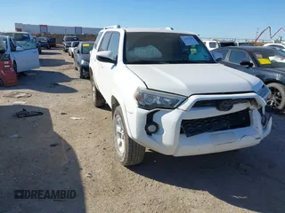 2017 Toyota 4Runner SR5 with VIN JTEBU5JR9H5439571, listed as a IAAI auction lot 41672880 with 161,710 mi miles and . Bid and sale history available at DreamBid. Image 1.