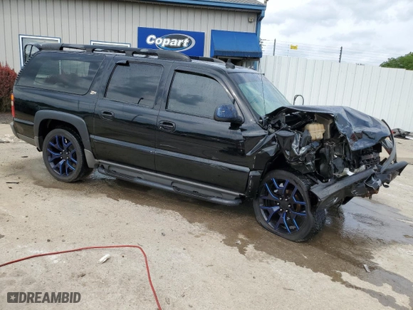 2003 Chevrolet Suburban Z71 with VIN 3GNFK16Z63G121011, listed as a Copart auction lot 61525384 with 255,113 mi miles and Non Repairable. Bid and sale history available at carsss.com. Image 4.