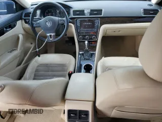 2014 Volkswagen Passat SEL Premium z VIN 1VWCN7A34EC066375, wystawiony jako Copart lot #54016005 z przebiegiem 170 305 mil mil oraz Szkoda całkowita • Salvage title. Historia ofert i sprzedaży dostępna na DreamBid. Obrazek 8.