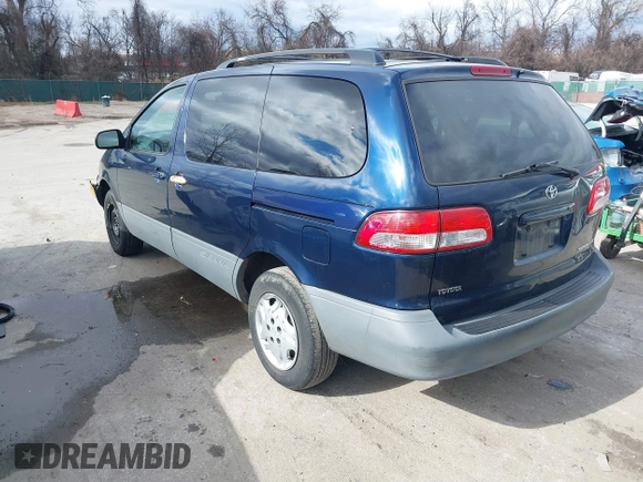 2003 Toyota Sienna LE with VIN 4T3ZF13C83U544926, listed as a IAAI auction lot 41745539 with 184,517 mi miles and . Bid and sale history available at carsss.com. Image 3.