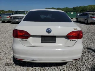 2013 Volkswagen Jetta SE with VIN 3VWDP7AJ7DM284045, listed as a Copart auction lot 52328525 with Not provided miles and Salvage title. Bid and sale history available at DreamBid. Image 6.