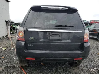 2014 Land Rover LR2 z VIN SALFR2BG4EH406144, wystawiony jako Copart lot #84853784 z przebiegiem Nie podano mil oraz Szkoda całkowita • Salvage title. Historia ofert i sprzedaży dostępna na DreamBid. Obrazek 6.