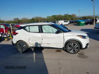 2019 Nissan Kicks S with VIN 3N1CP5CU4KL477933, listed as a IAAI auction lot 41665355 with 54,782 mi miles. Bid and sale history available at carsss.com. Image 14.