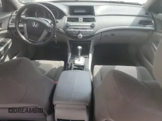 2010 Honda Accord EX z VIN 1HGCP2F73AA035038, wystawiony jako Copart lot #57418345 z przebiegiem 110 554 mil mil oraz Szkoda całkowita • Salvage title. Historia ofert i sprzedaży dostępna na DreamBid. Obrazek 8.