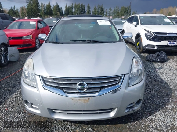 2011 Nissan Altima 2.5 S with VIN 1N4AL2AP0BC139989, listed as a IAAI auction lot 41944286 with 198,253 mi miles. Bid and sale history available at carsss.com. Image 13.