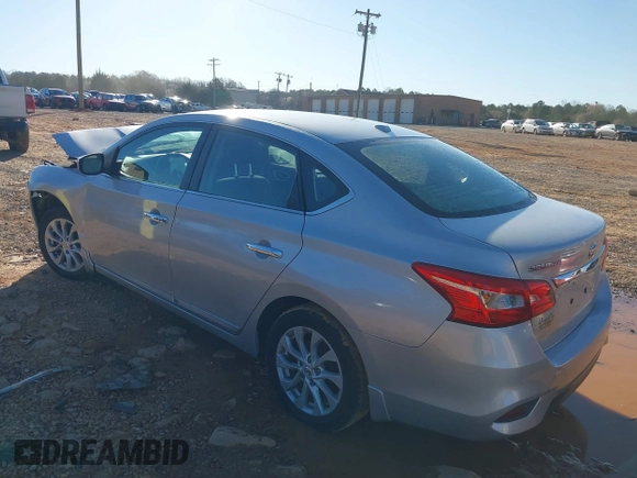 2018 Nissan Sentra SV z VIN 3N1AB7AP3JL630010, wystawiony jako IAAI lot #41812567 z przebiegiem 61 593 mil mil oraz . Historia ofert i sprzedaży dostępna na DreamBid. Obrazek 3.