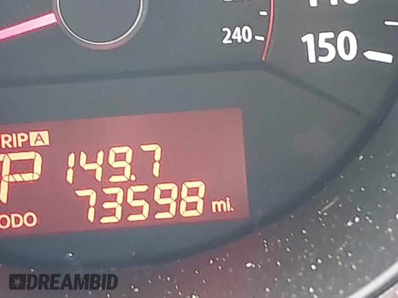 2013 Kia Sorento EX with VIN 5XYKUCA67DG380083, listed as a IAAI auction lot 41957996 with 73,598 mi miles and . Bid and sale history available at DreamBid. Image 15.