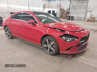 2020 Mercedes-Benz CLA 250 z VIN WDD5J4HB3LN078401, wystawiony jako IAAI lot #42384376 z przebiegiem 101 215 mil mil oraz . Historia ofert i sprzedaży dostępna na DreamBid. Obrazek 1.