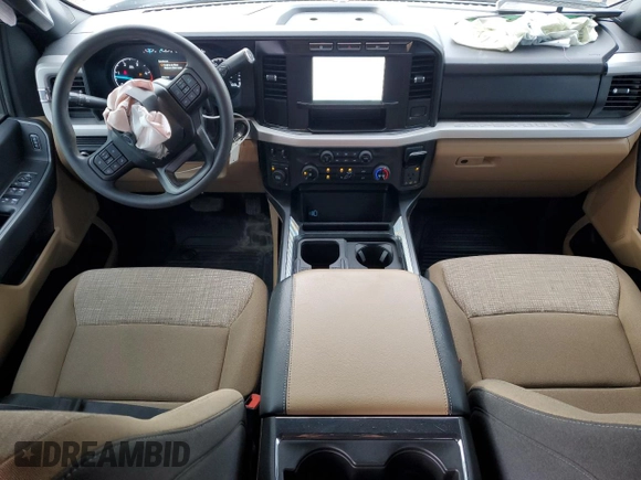 2023 Ford F-250 XL with VIN 1FT7W2BT9PED28983, listed as a Copart auction lot 51587385 with 29,364 mi miles and Salvage Title. Bid and sale history available at DreamBid. Image 8.