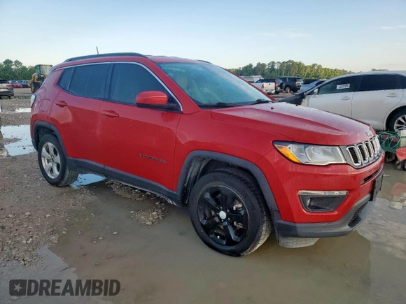 2018 Jeep Compass Latitude z VIN 3C4NJCBB6JT267988, wystawiony jako Copart lot #62398125 z przebiegiem 79 176 mil mil oraz Szkoda całkowita • Salvage title. Historia ofert i sprzedaży dostępna na DreamBid. Obrazek 4.