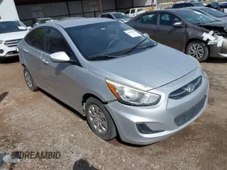 2016 Hyundai Accent SE z VIN KMHCT4AE8GU980226, wystawiony jako IAAI lot #41924919 z przebiegiem 235 260 mil mil oraz . Historia ofert i sprzedaży dostępna na DreamBid. Obrazek 1.