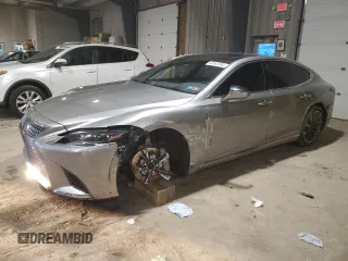 2018 Lexus LS with VIN JTHC51FF6J5001706, listed as a Copart auction lot 82343894 with 67,127 mi miles and Salvage Title. Bid and sale history available at carsss.com. Image 1.
