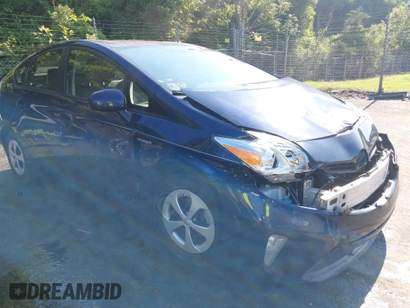 2014 Toyota Prius Four with VIN JTDKN3DU6E1738962, listed as a IAAI auction lot 42453971 with 176,133 mi miles and . Bid and sale history available at DreamBid. Image 1.