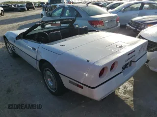 1987 Chevrolet Corvette z VIN 1G1YY3189H5124079, wystawiony jako Copart lot #77180974 z przebiegiem Nie podano mil oraz Szkoda całkowita • Salvage title. Historia ofert i sprzedaży dostępna na DreamBid. Obrazek 2.