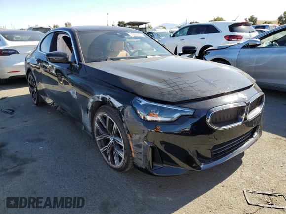2022 BMW 2 Series 230i with VIN 3MW23CM02N8C53388, listed as a Copart auction lot 73560663 with 20,193 mi miles. Bid and sale history available at carsss.com. Image 4.