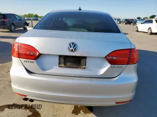 2011 Volkswagen Jetta SEL with VIN 3VWLX7AJ4BM368686, listed as a Copart auction lot 53942575 with 152,581 mi miles and Salvage title. Bid and sale history available at DreamBid. Image 6.