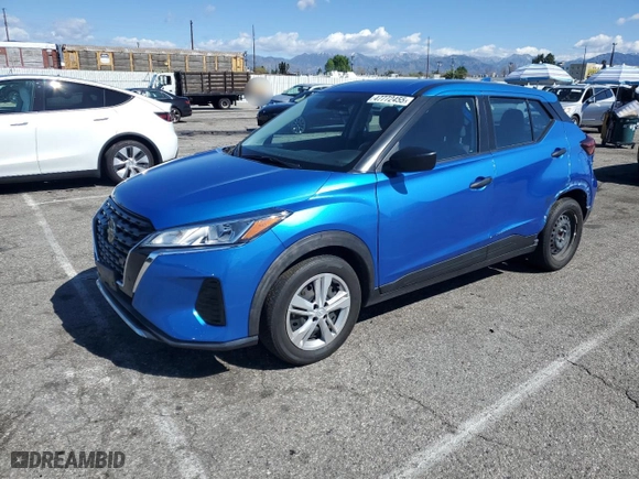 2021 Nissan Kicks S with VIN 3N1CP5BV3ML520154, listed as a Copart auction lot 47772455 with 42,975 mi miles and Salvage Title. Bid and sale history available at carsss.com. Image 1.