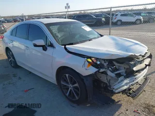 2015 Subaru Legacy 2.5i Limited with VIN 4S3BNBJ62F3062127, listed as a IAAI auction lot 41777626 with 190,091 mi miles. Bid and sale history available at carsss.com. Image 1.