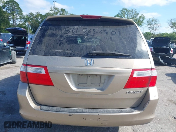 2005 Honda Odyssey EX with VIN 5FNRL38495B401742, listed as a IAAI auction lot 42133434 with 162,161 mi miles and . Bid and sale history available at carsss.com. Image 17.