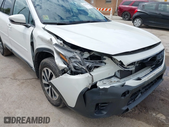 2022 Subaru Outback Premium with VIN 4S4BTAFC7N3220552, listed as a IAAI auction lot 42337518 with 39,006 mi miles and . Bid and sale history available at DreamBid. Image 6.
