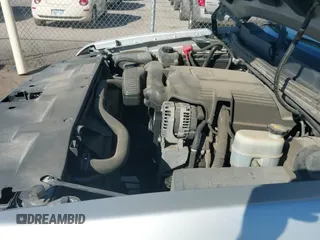 2010 Chevrolet Silverado 1500 LT z VIN 1GCSKSE30AZ161625, wystawiony jako IAAI lot #43448420 z przebiegiem 125 771 mil mil oraz . Historia ofert i sprzedaży dostępna na DreamBid. Obrazek 19.