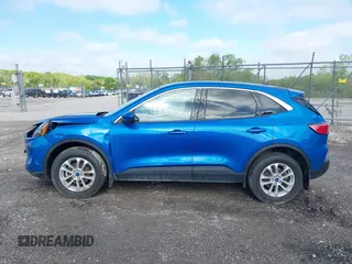 2021 Ford Escape SE Hybrid z VIN 1FMCU9BZ7MUA06972, wystawiony jako IAAI lot #42376836 z przebiegiem 57 372 mil mil oraz . Historia ofert i sprzedaży dostępna na DreamBid. Obrazek 14.
