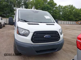 2018 Ford Transit z VIN 1FTYE1ZM2JKB56191, wystawiony jako IAAI lot #42538736 z przebiegiem 204 436 mil mil oraz . Historia ofert i sprzedaży dostępna na DreamBid. Obrazek 12.
