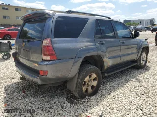 2005 Toyota 4Runner SR5 with VIN JTEZU14R450049182, listed as a Copart auction lot 52213355 with 192,686 mi miles and Salvage Title. Bid and sale history available at carsss.com. Image 3.