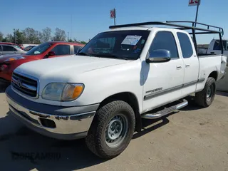 2001 Toyota Tundra SR5 with VIN 5TBRN341X1S166076, listed as a IAAI auction lot 41611961 with 177,097 mi miles and . Bid and sale history available at DreamBid. Image 18.