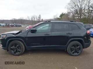 2019 Jeep Cherokee Latitude Plus with VIN 1C4PJMLB6KD389996, listed as a IAAI auction lot 41849419 with 60,122 mi miles. Bid and sale history available at carsss.com. Image 15.