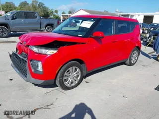 2020 Kia Soul S with VIN KNDJ23AU7L7724832, listed as a IAAI auction lot 41602464 with 90,603 mi miles. Bid and sale history available at carsss.com. Image 17.