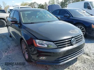 2016 Volkswagen Jetta Sedan 1.8T SEL with VIN 3VWL07AJ5GM263893, listed as a IAAI auction lot 41715603 with 188,778 mi miles. Bid and sale history available at carsss.com. Image 1.
