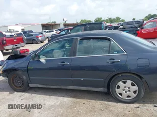 2007 Honda Accord LX with VIN 3HGCM56417G710802, listed as a IAAI auction lot 42624322 with 171,470 mi miles and . Bid and sale history available at DreamBid. Image 15.