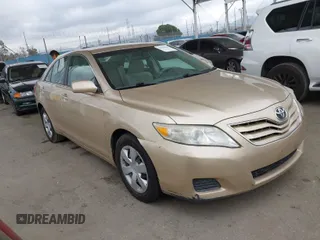 2011 Toyota Camry LE z VIN 4T1BF3EK4BU753024, wystawiony jako IAAI lot #41920255 z przebiegiem 198 088 mil mil oraz . Historia ofert i sprzedaży dostępna na DreamBid. Obrazek 1.