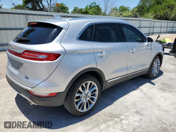 2016 Lincoln MKC Reserve z VIN 5LMCJ3C92GUJ31111, wystawiony jako Copart lot #56593495 z przebiegiem 28 507 mil mil oraz Czysty tytuł • Clean title. Historia ofert i sprzedaży dostępna na DreamBid. Obrazek 3.